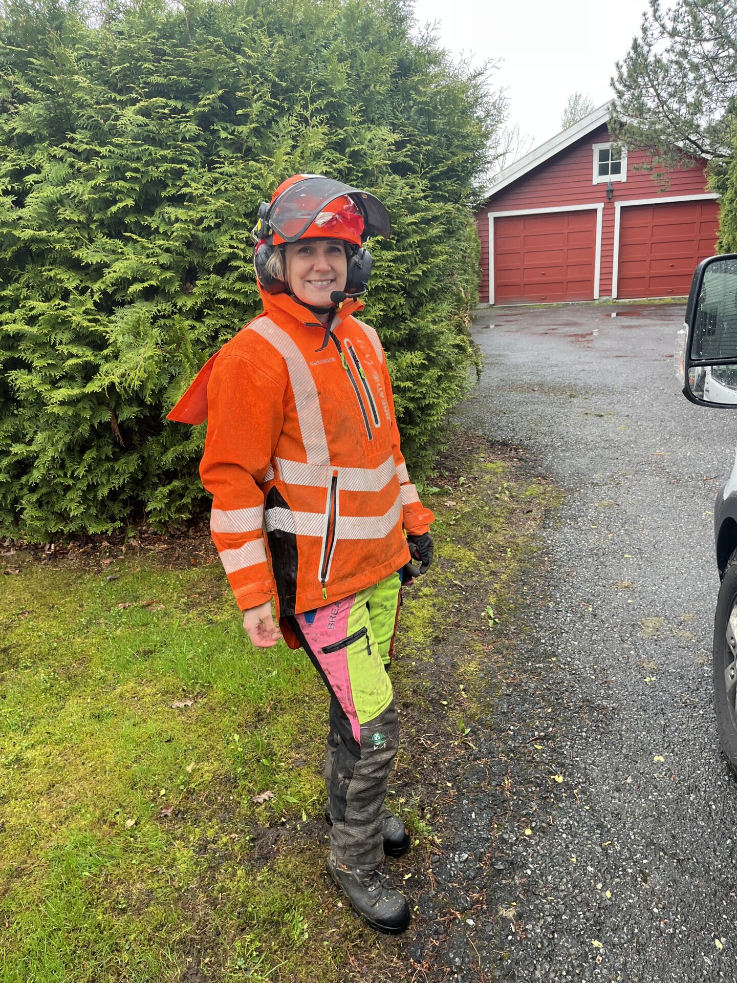 Charlotte Armitage i verneutstyr